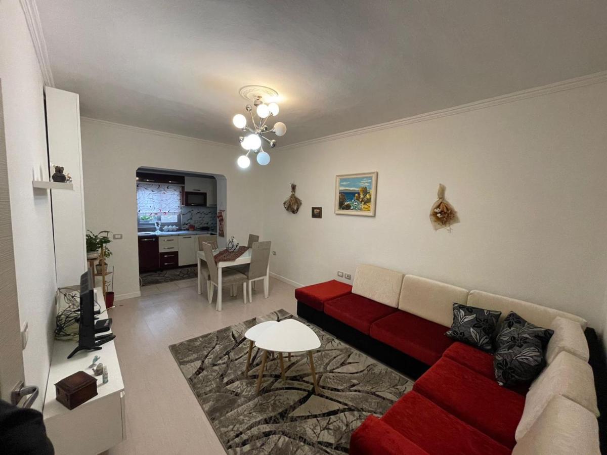 Saloon Apartment 地拉那 外观 照片