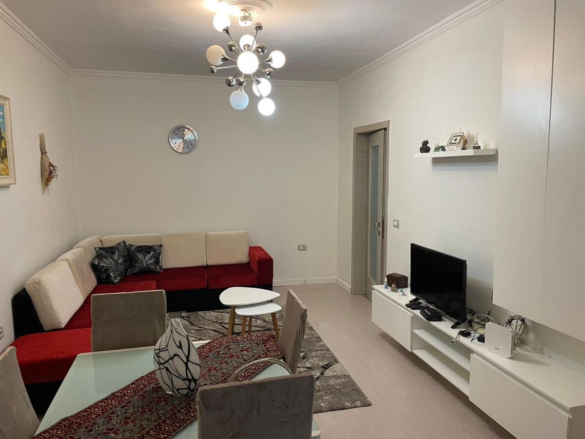 Saloon Apartment 地拉那 外观 照片